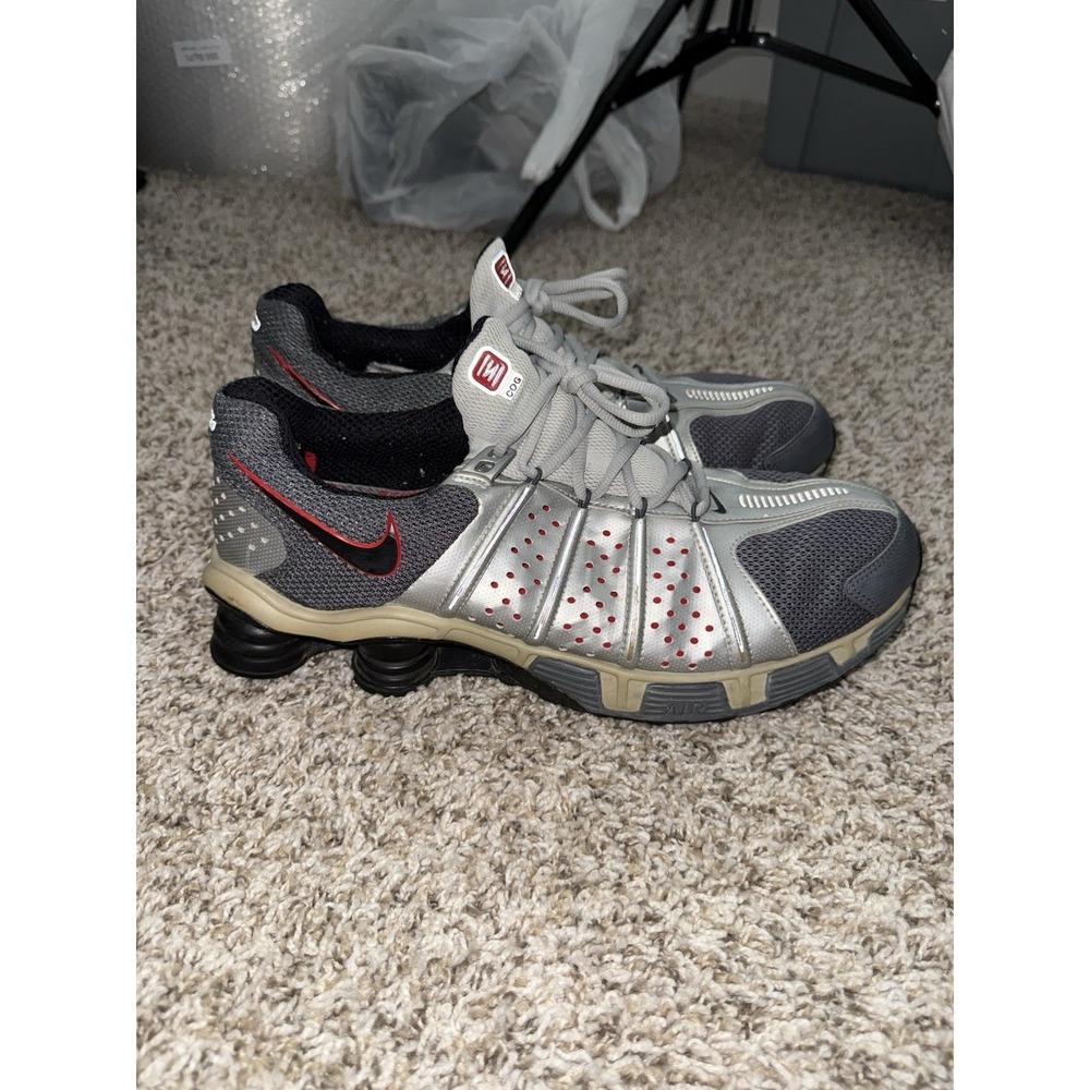 Nike Shox Cog Cognescenti Silver Black Red Size 14 Sneakers 311116-005 CLEAN